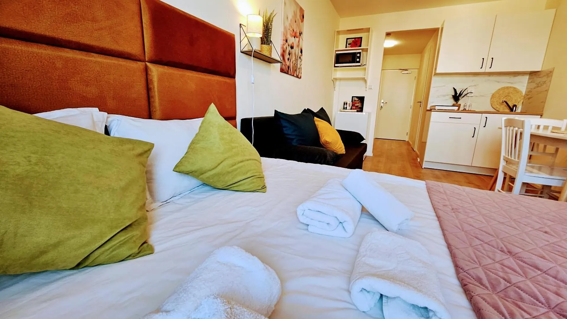 Live Apartment Prague