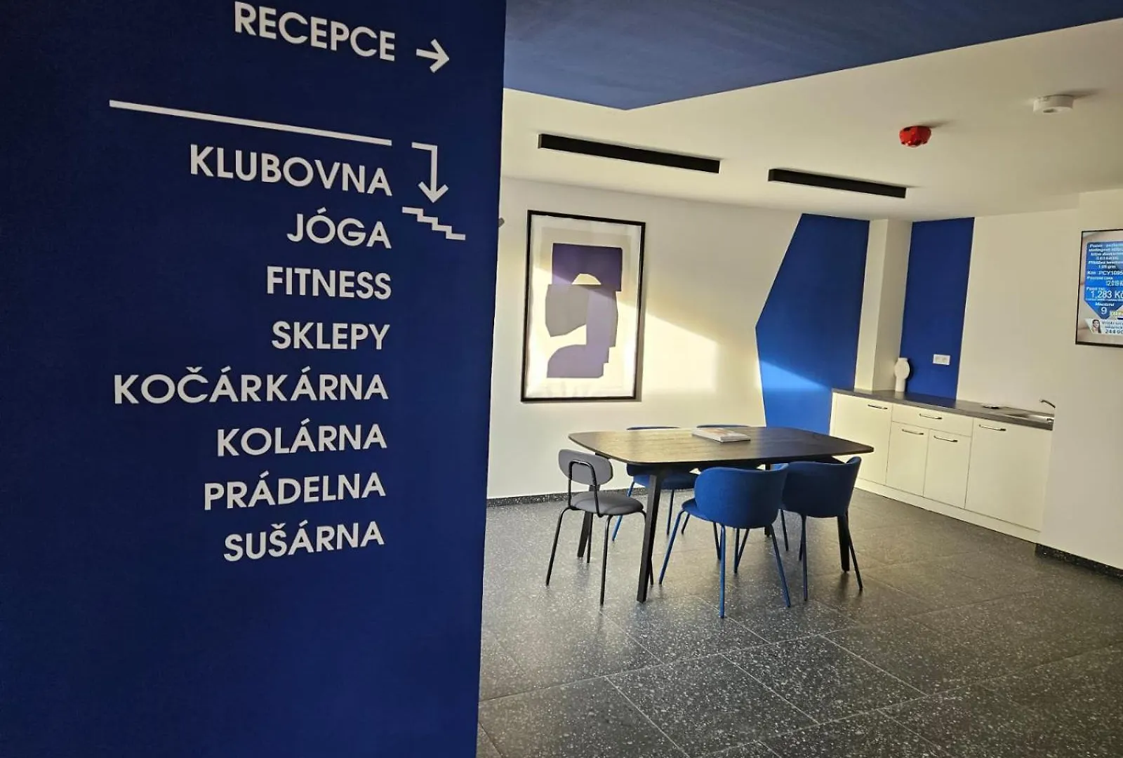 Live Apartment Prague 0*,