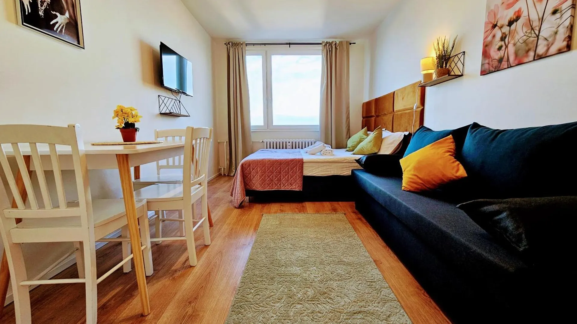Live Apartment Prague