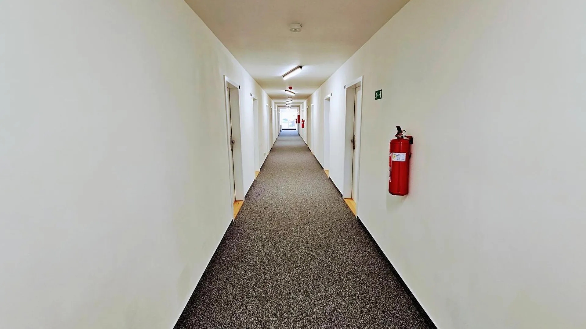 Live Apartment Prague